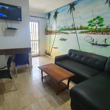 Bricos Appartement Sud Foire Дакар Екстер'єр фото
