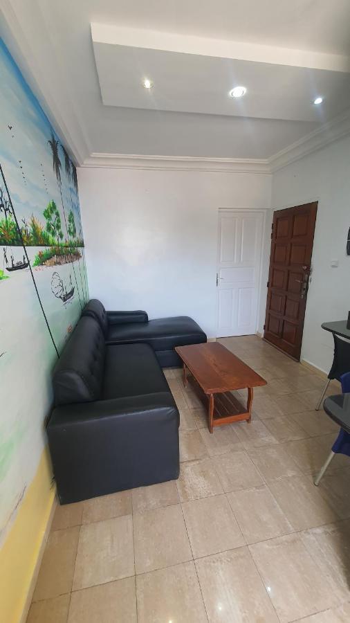 Bricos Appartement Sud Foire Дакар Екстер'єр фото